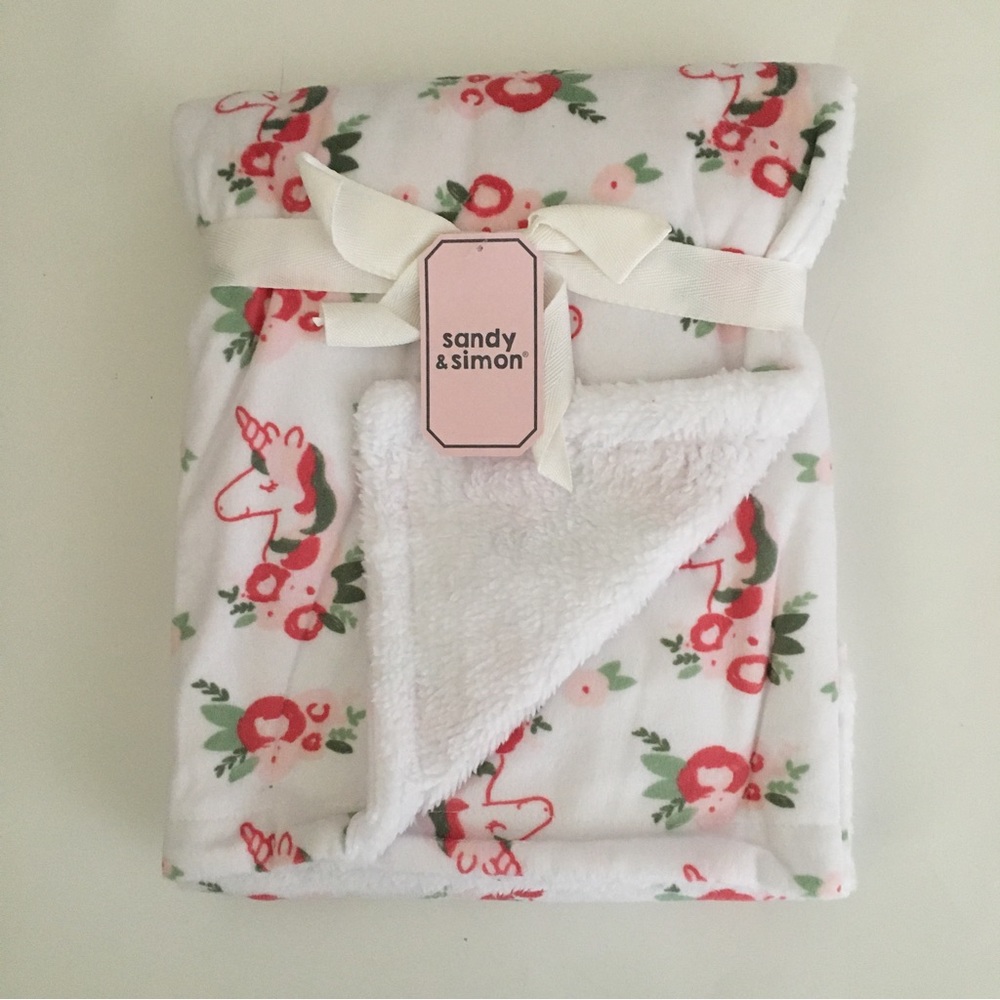 NEW Baby Blanket White with Unicorn Pattern | Sandy & Simon